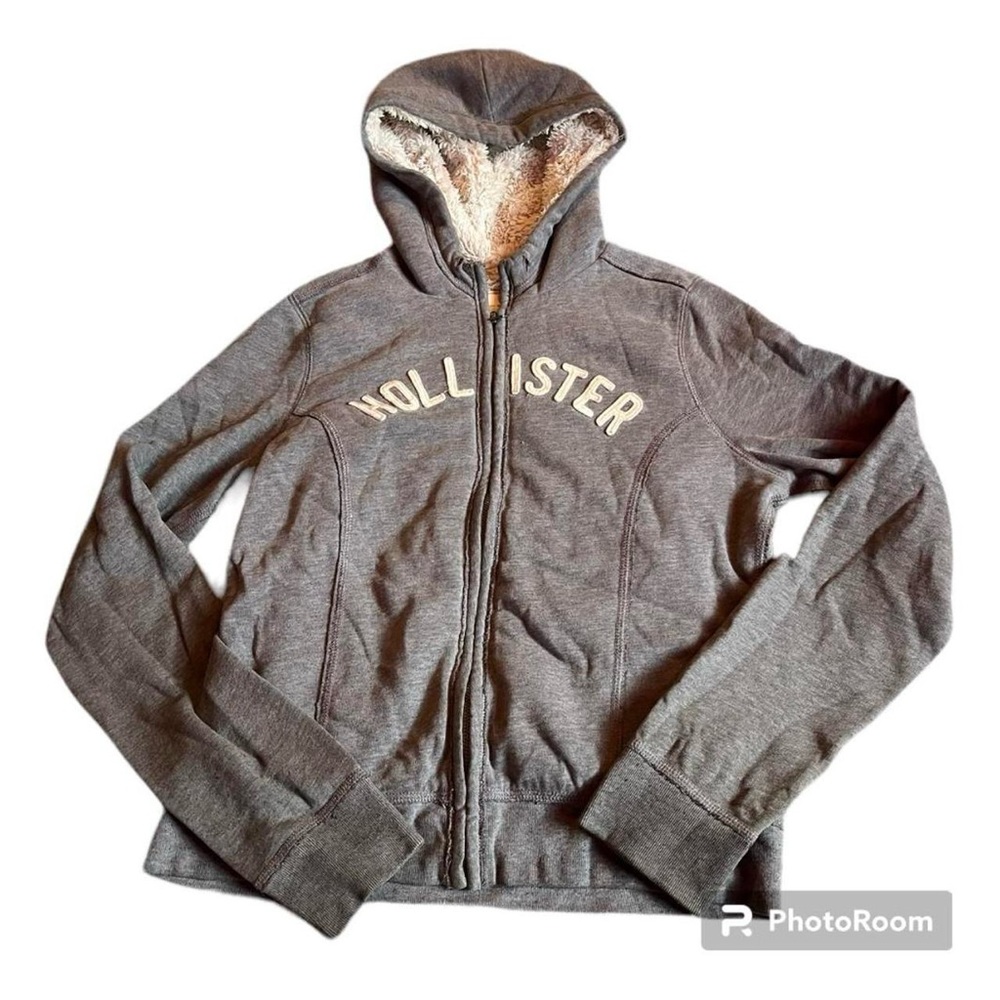 hollister zip up, fur interior
